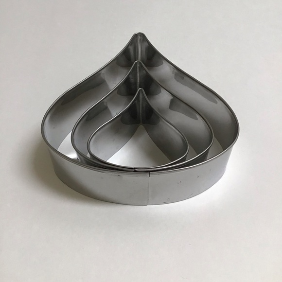 Hershey’s Kisses Cookie Cutter 3-PC NESTING SET Hershey's Brand Teardrop Crafts - Picture 7 of 10